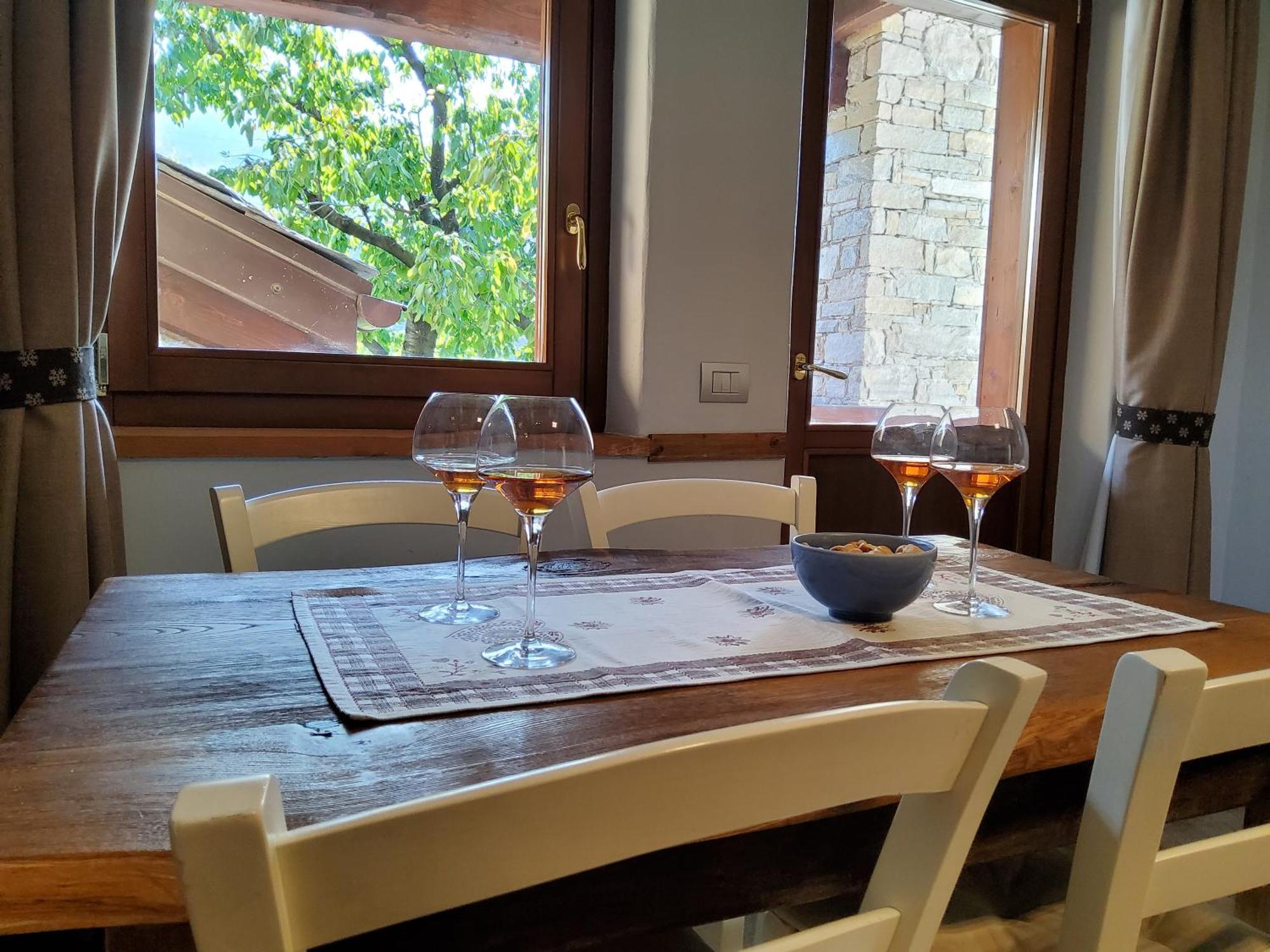 Aparthotel La Vigne De Papagran Charvensod Exteriér fotografie